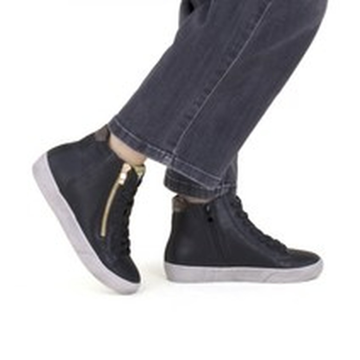 여성 nature sole 라이티 탄 스니커즈, 편안함과 스타일을 갖춘 선택