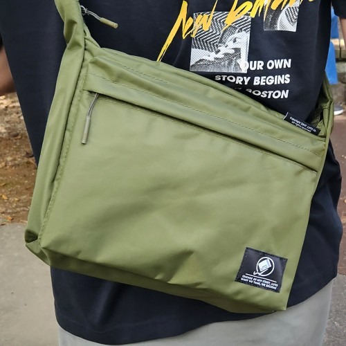 크로스백 남자 여성 가벼운 미니 슬링백 | 여행과 일상에 적합한 활용 포인트 정리