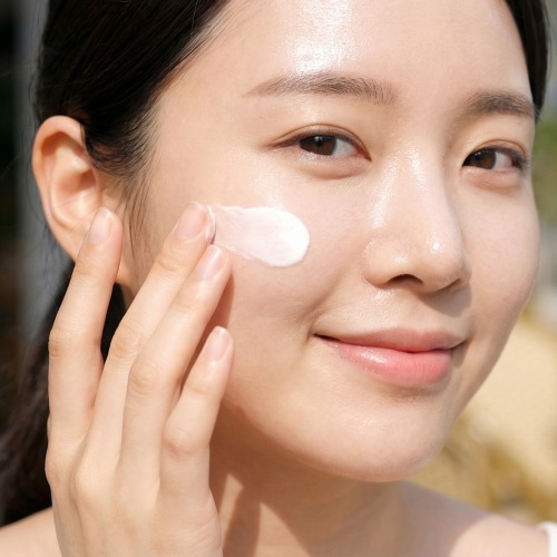 더메스테릭스 백탁없는 선크림 후기 | 촉촉한 자외선차단제 선택 포인트 정리