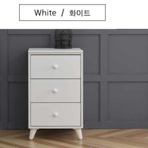 원목 소재의 낮은 서랍장, 공간 활용의 새로운 기준