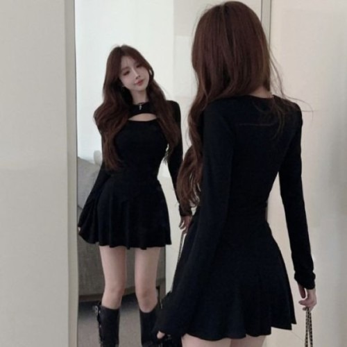 데일리룩으로 완벽한 블랙 포인트 컷아웃 플레어 투피스 구매 전 체크리스트