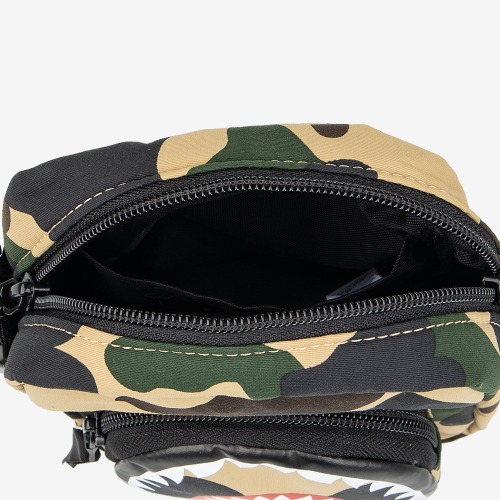 미니백 선택 시 고려해야 할 점과 베이프 1ST CAMO SHARK 미니백