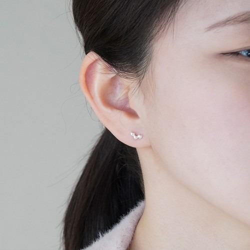 귀걸이 고민 해결을 위한 실버925 하트 트리플 미니 스터드 체크리스트