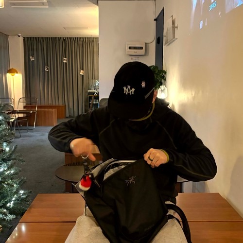 풋살 상의 선택 시 확인해야 할 dnL 와플 러닝후드 바라클라바 티셔츠 특징
