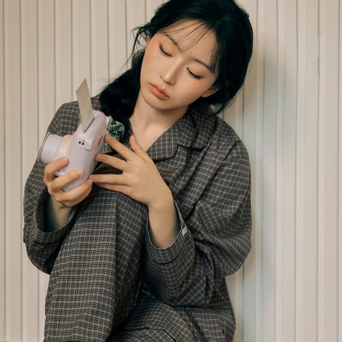 커플 잠옷 고민 해결: 도씨x해원 실크핏 더스트 긴팔 카라 홈웨어