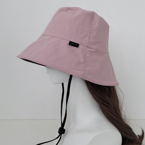 바캉스 필수 아이템, 여름 캠핑에 적합한 챙넓은 버킷햇 선택 포인트