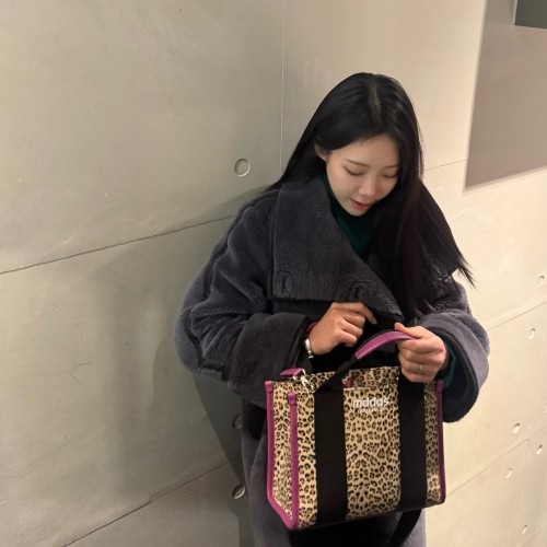 여성용 미니 손가방 선택 시 체크할 포인트