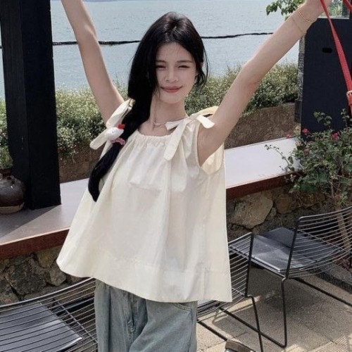 여름철 캐주얼 스타일을 완성하는 루즈핏 블라우스 구매 전 체크포인트
