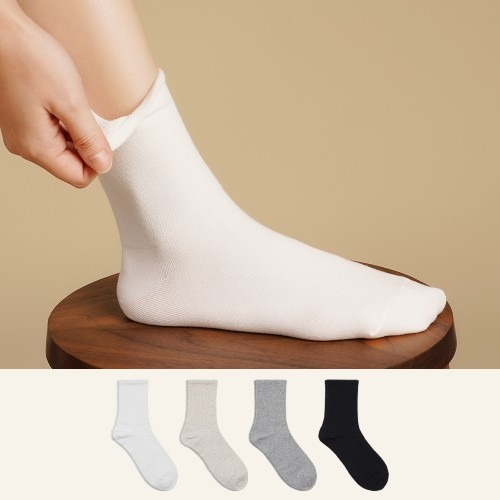 발이 편안한 긴 흰 양말 선택 시 확인해야 할 점