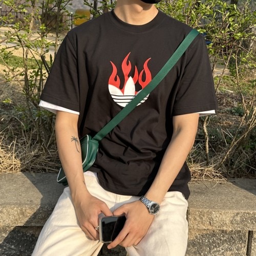 아디다스 반팔티 구매 전 확인해야 할 포인트