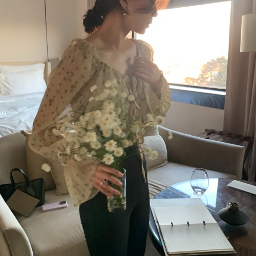 자취생을 위한 러블리 블라우스 구매 전 확인 포인트
